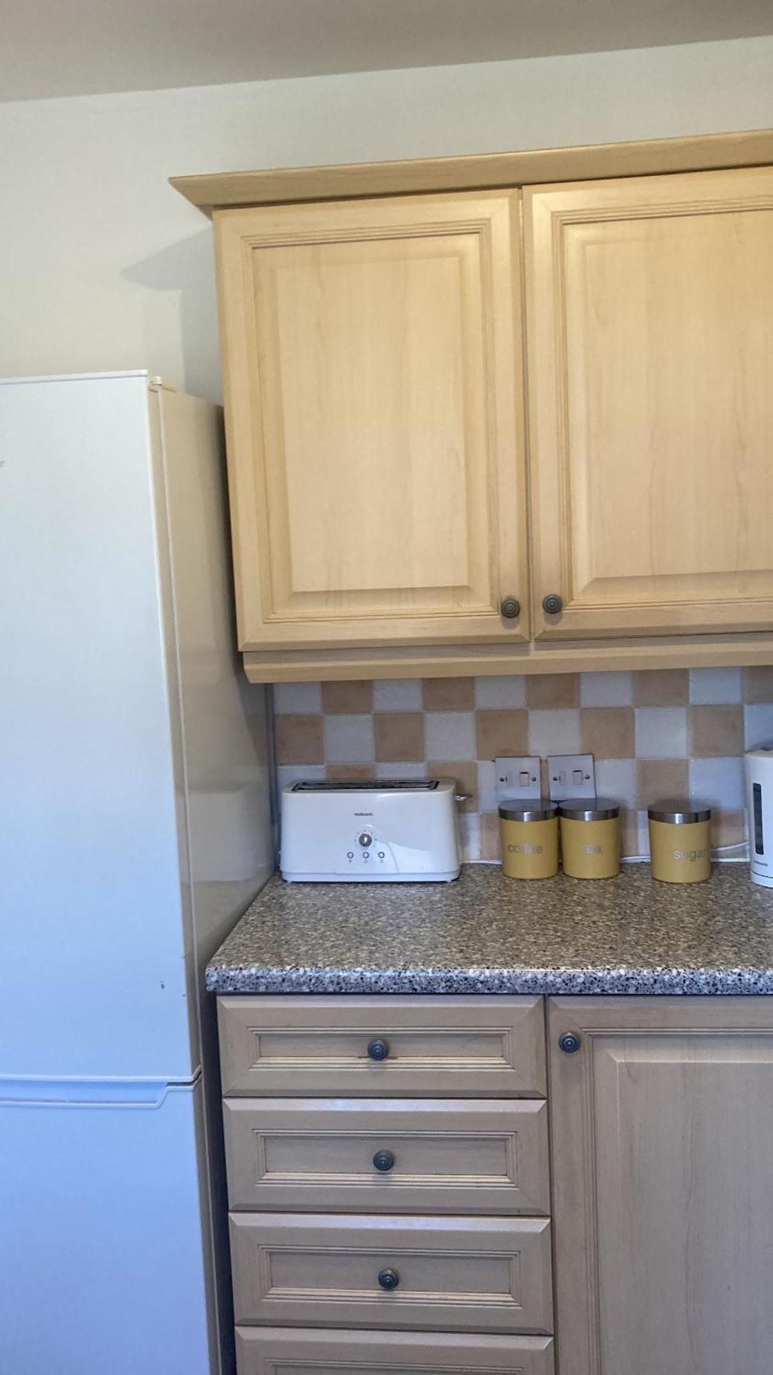 , 3 Bed 6 Guests Free Parking Near M25 Jct9, World Of Adv Resort, Kingston, Epsom, Great For Families & Groups Дом отдыха Чессингтон