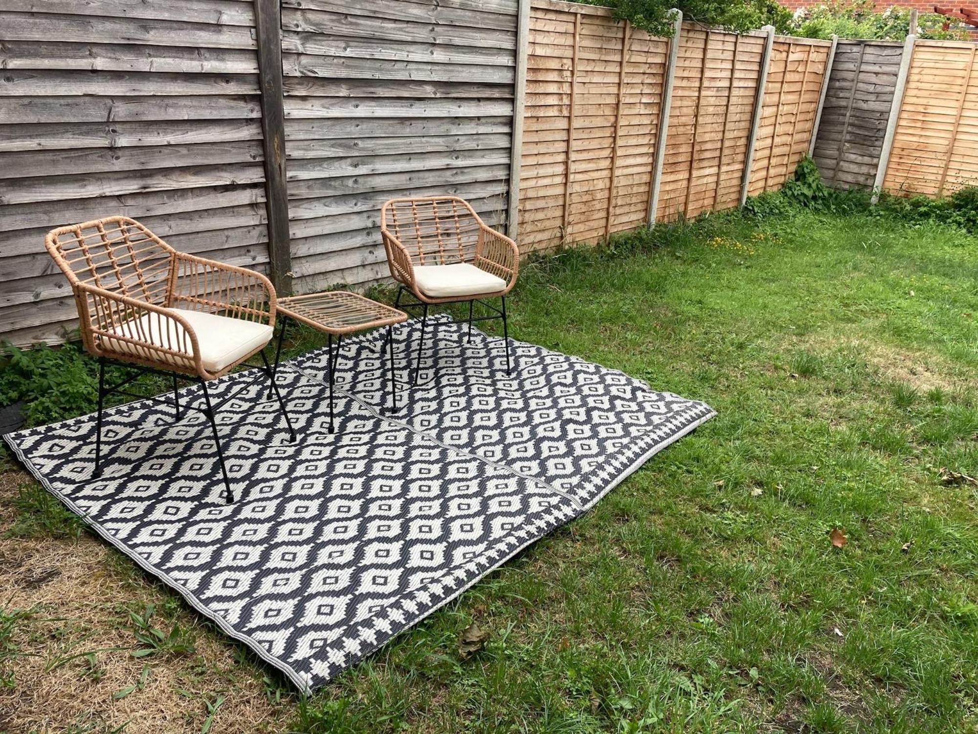 , 3 Bed 6 Guests Free Parking Near M25 Jct9, World Of Adv Resort, Kingston, Epsom, Great For Families & Groups Сasa de vacaciones *
